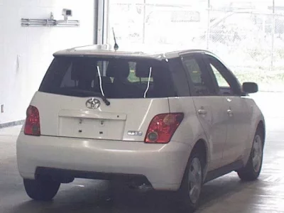 Toyota IST