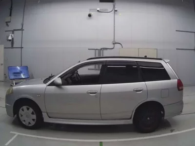Nissan WINGROAD