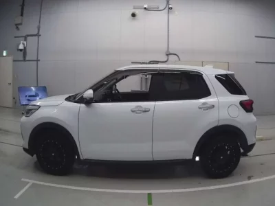 Daihatsu ROCKY