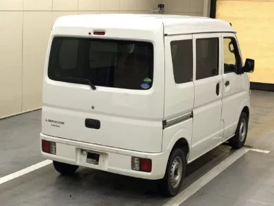 Mitsubishi MINICAB VAN