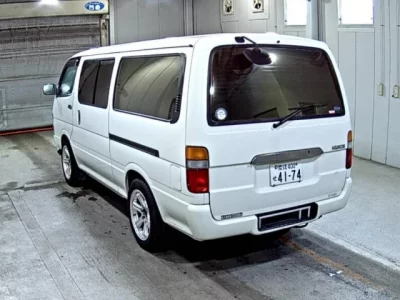 Toyota HIACE VAN