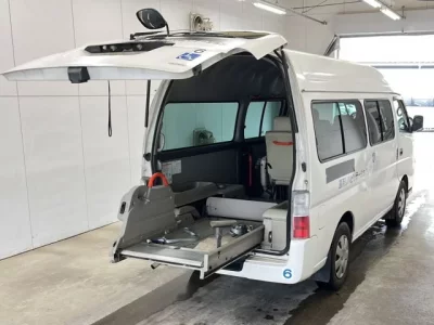 Nissan CARAVAN BUS