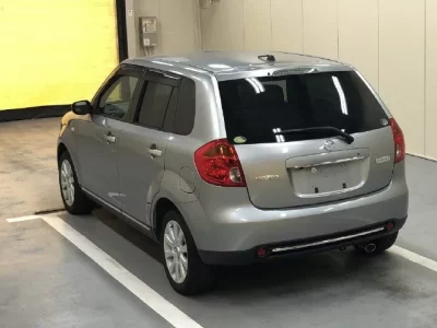 Mazda VERISA