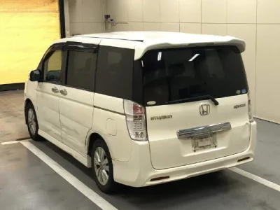 Honda STEP WAGON