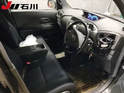 Toyota BB