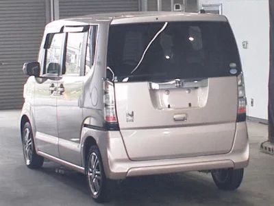 Honda N BOX
