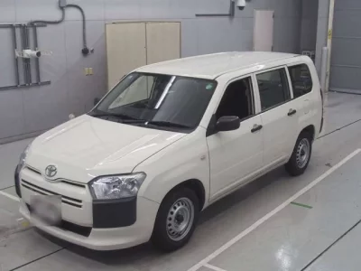 Toyota SUCCEED