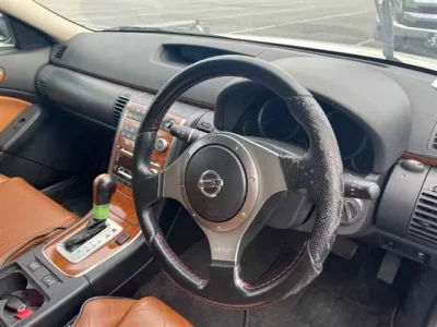 Nissan STAGEA