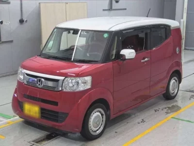 Honda N BOX SLASH