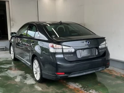 Lexus HS