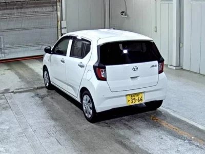 Daihatsu MIRA E S