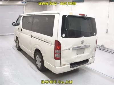 Toyota REGIUS ACE VAN