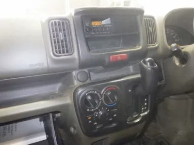 Nissan CLIPPER VAN