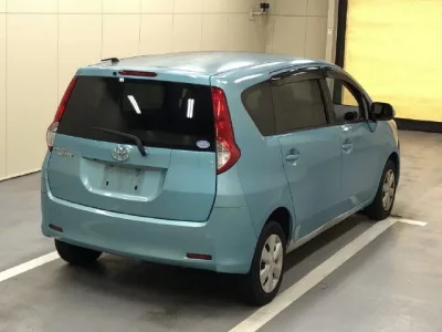 Toyota PASSO SETTE