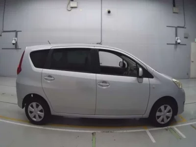 Toyota PASSO SETTE