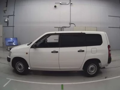 Toyota SUCCEED