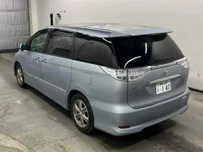 Toyota ESTIMA HYBRID