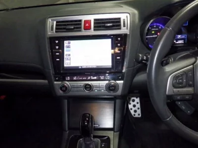 Subaru LEGACY B4