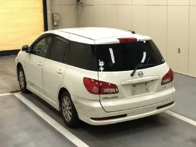 Nissan WINGROAD