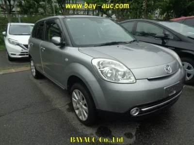 Mazda VERISA