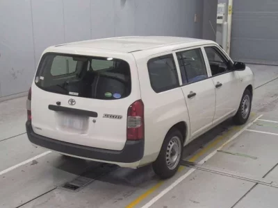 Toyota SUCCEED