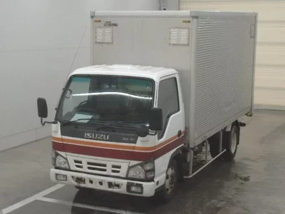 Isuzu ELF