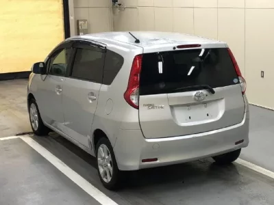 Toyota PASSO SETTE