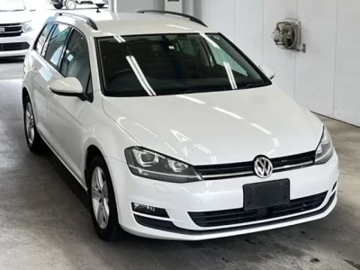 Volkswagen GOLF VARIANT
