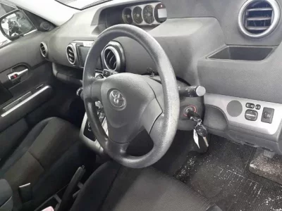 Toyota COROLLA RUMION