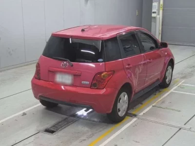 Toyota IST