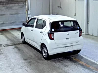 Daihatsu MIRA E S