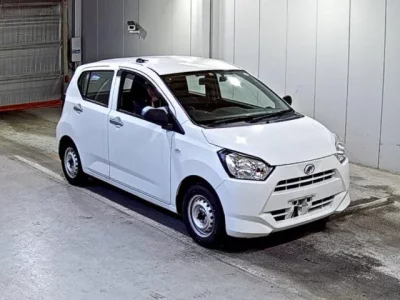 Daihatsu MIRA E S