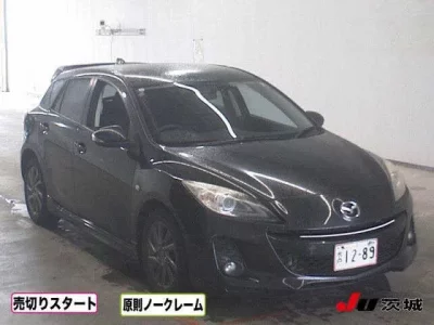 Mazda AXELA