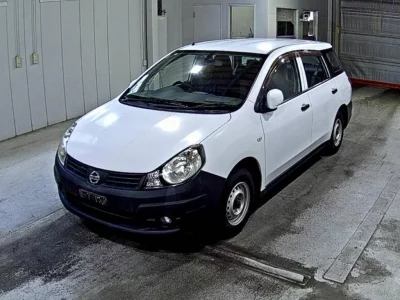 Nissan AD