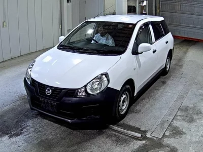 Nissan AD