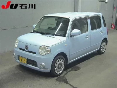 Daihatsu MIRA