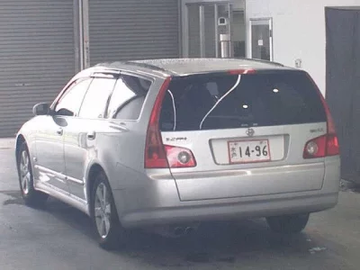 Nissan STAGEA
