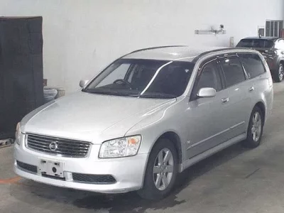 Nissan STAGEA