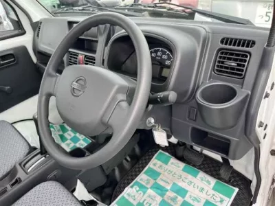 Nissan CLIPPER TRUCK