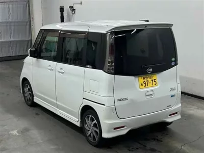 Nissan ROOX
