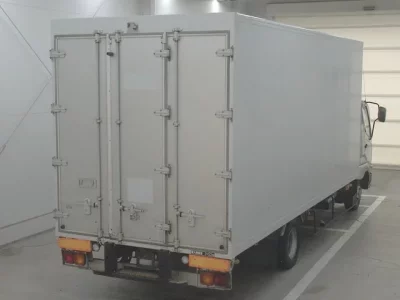 Mitsubishi FUSO FIGHTER