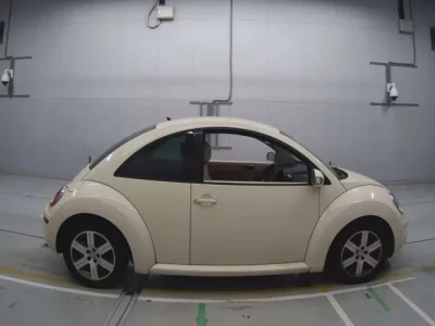 Volkswagen NEW BEETLE