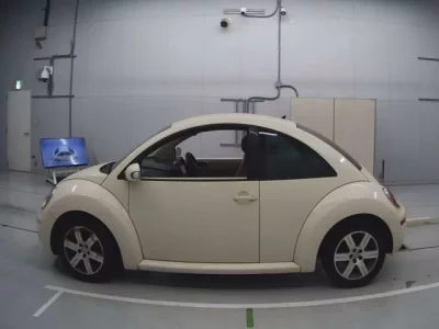Volkswagen NEW BEETLE