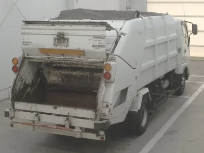 Mitsubishi FUSO FIGHTER