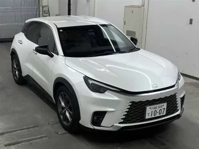 Lexus LBX