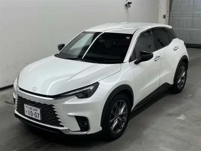 Lexus LBX
