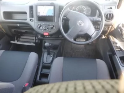 Nissan AD