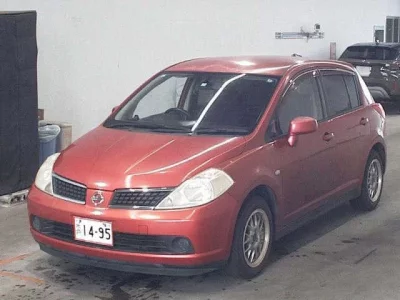 Nissan TIIDA