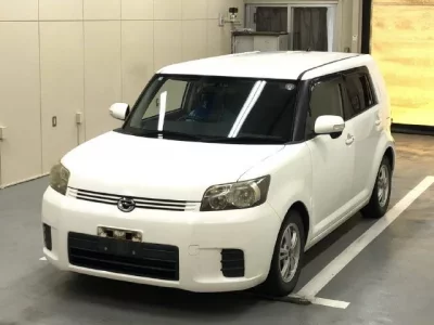 Toyota COROLLA RUMION