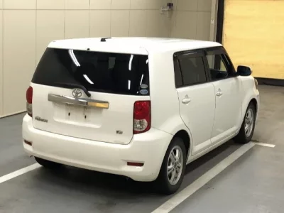 Toyota COROLLA RUMION